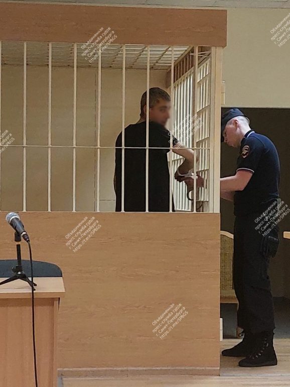 Суд арестовал обвиняемого в убийстве женщины на чердаке дома на Полтавской