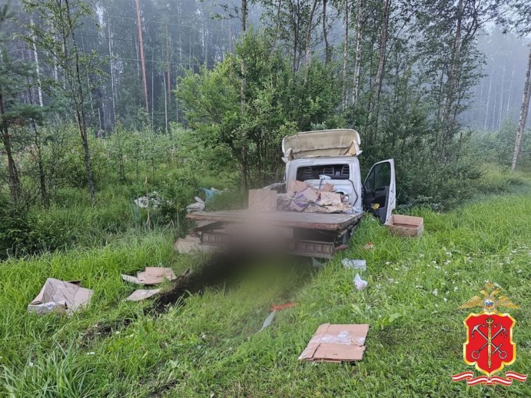 Появились подробности ДТП с бензовозом и двумя грузовиками на Мурманском шоссе