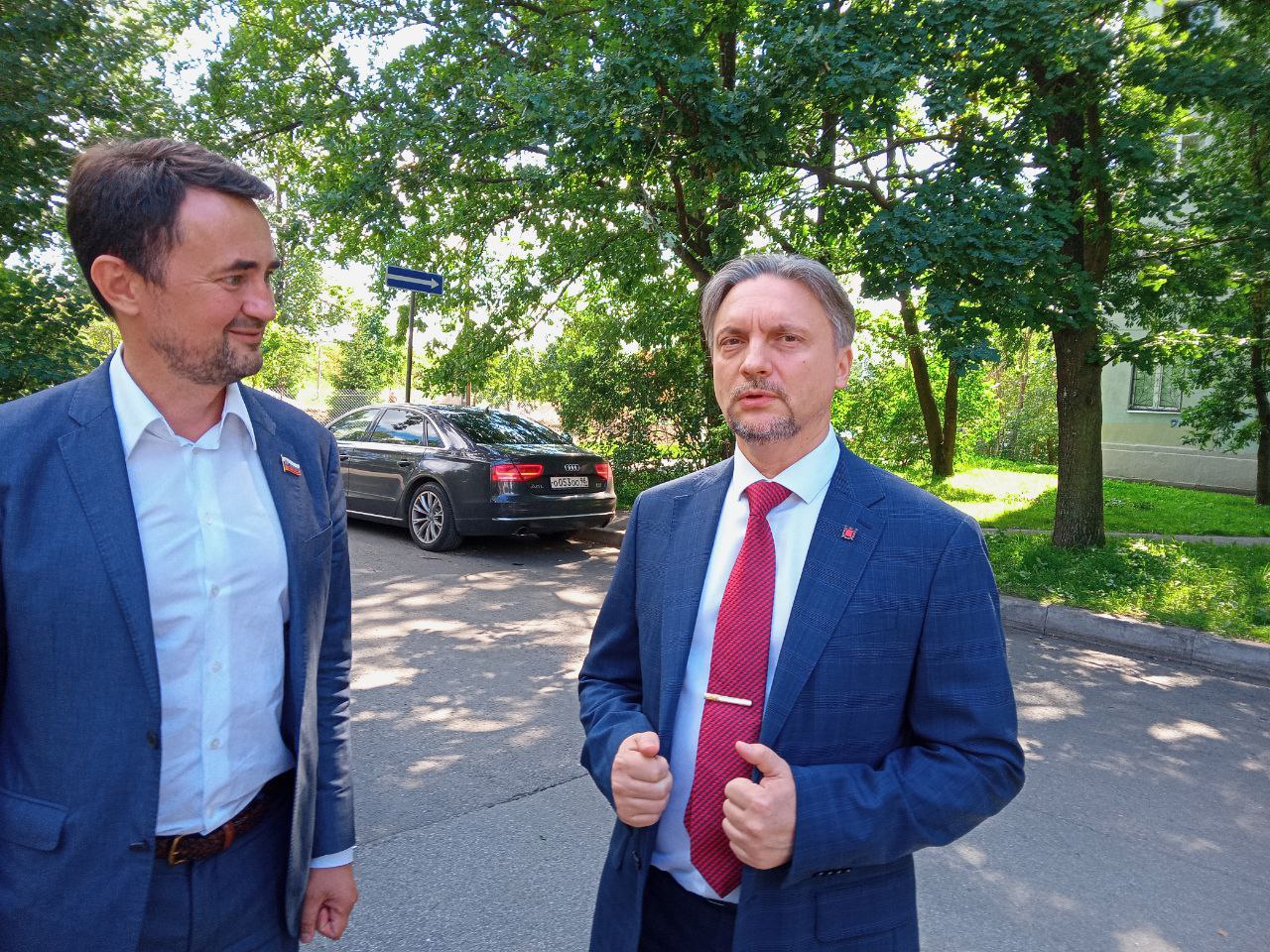 Вышки связи в Петербурге начали маркировать QR-кодами