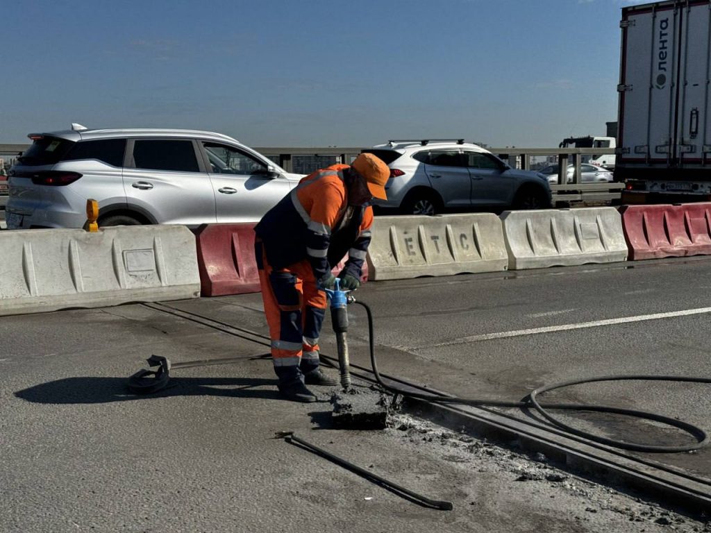 Водителей на КАД между Московским шоссе и Софийской ждут непростые дни