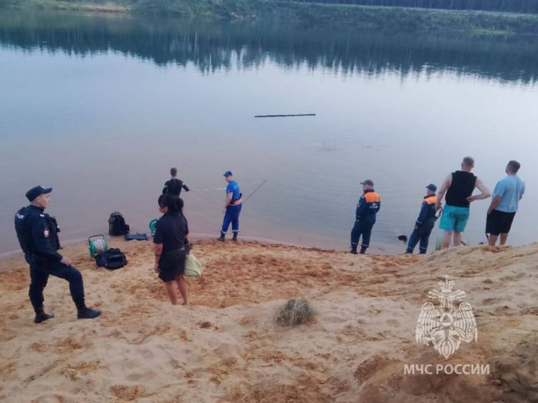 Ребенок утонул в карьере в Ломоносовском районе