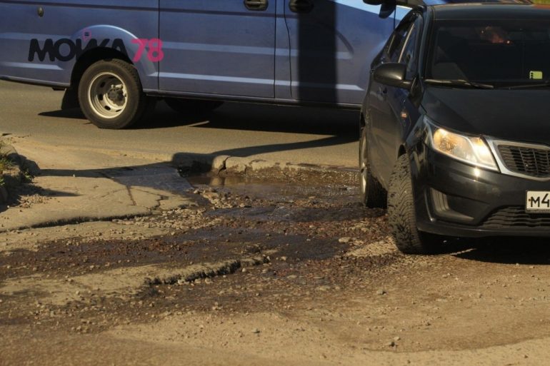 В ЛСР ответили на запрос о плохих дорогах у ЖК «Цивилизация»