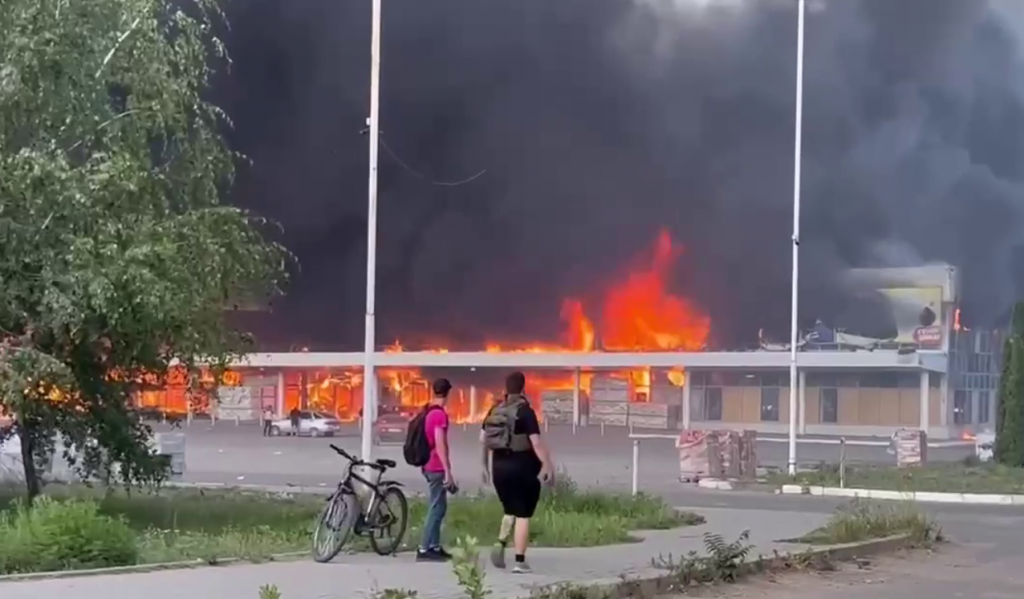 СК возбудил дело о теракте после удара ВСУ по ТЦ «Галактика» в Донецке