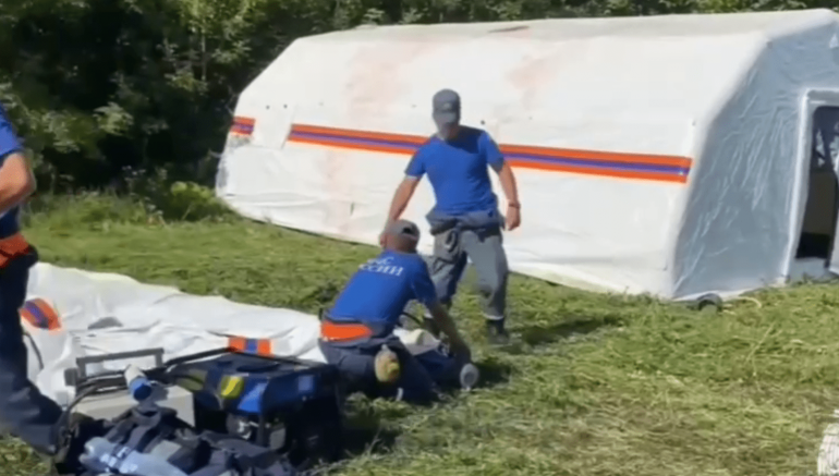 МЧС развернуло в Курске палаточный городок для бежавших из приграничья