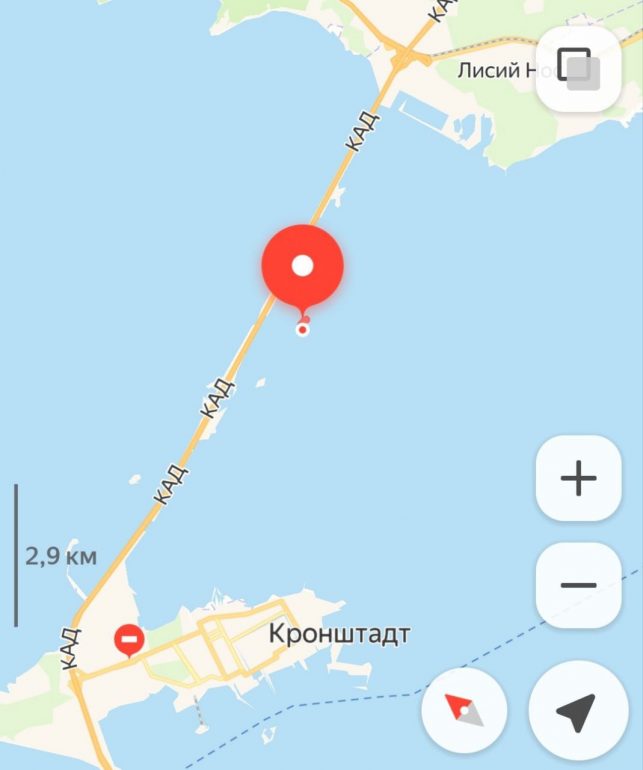 На заброшенном форте у Кронштадта произошел пожар