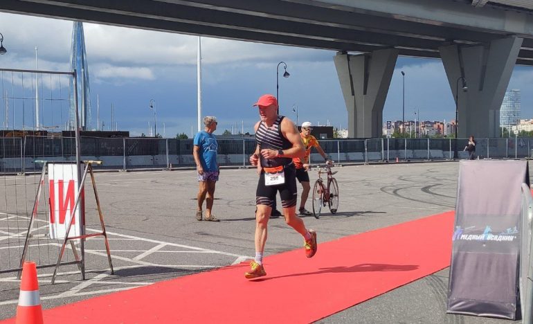 Нева – не Сена, триатлонистов после заплыва не тошнило, как на Олимпиаде