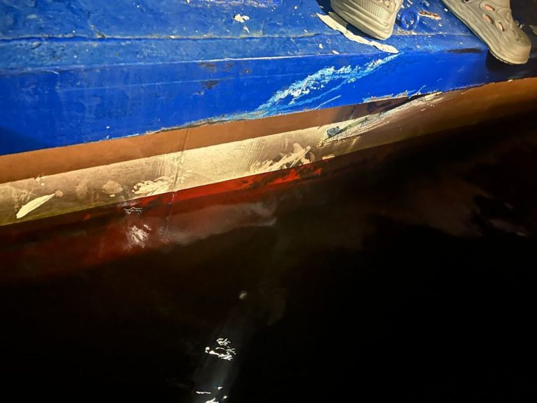 Три теплохода столкнулись на Английской набережной