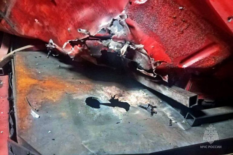 Четыре сотрудника МЧС пострадали в ДНР из-за атаки беспилотника