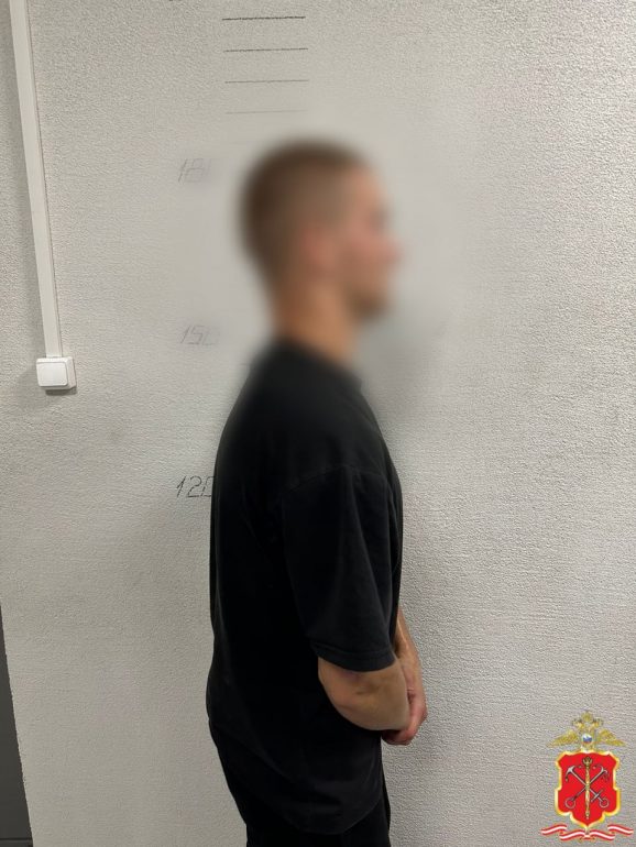 Поджигателям двери на Стародеревенской заказчик из телеграма не заплатил по 15 тысяч