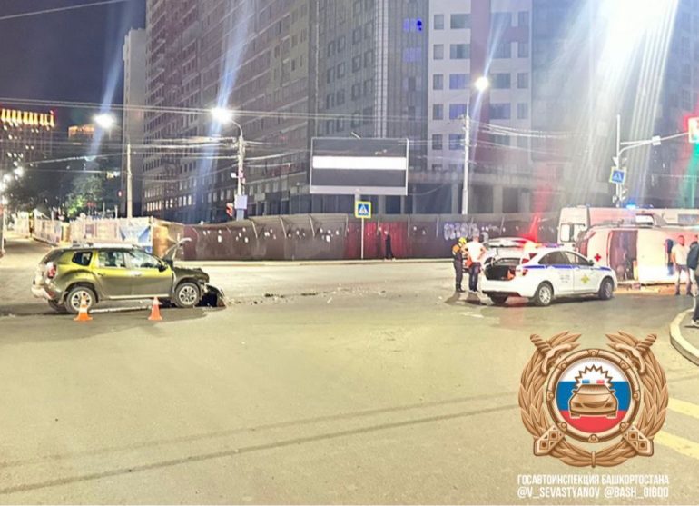 В Уфе четыре человека пострадали в ДТП с машиной скорой