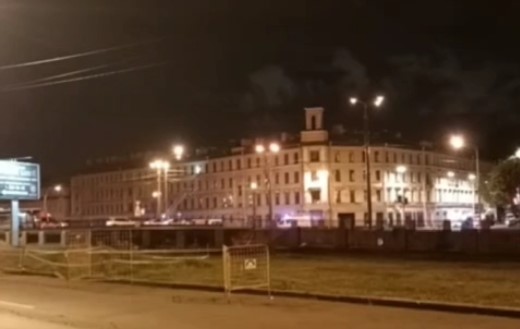 Женщина в больнице после пожара в &#171;двушке&#187; на набережной Обводного канала 