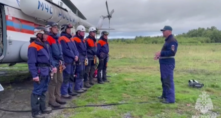 МЧС: на месте крушения вертолета на Камчатке нашли 17 погибших