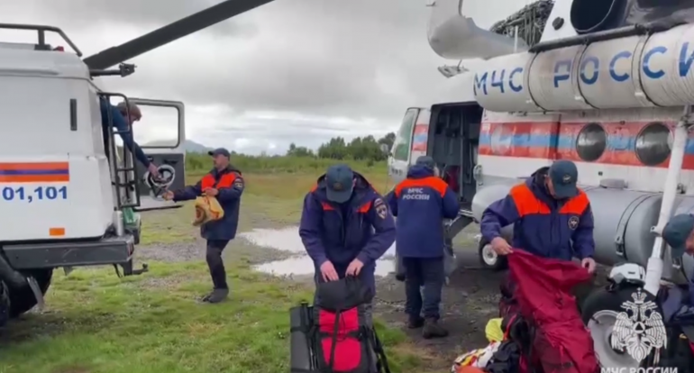 МЧС: на месте крушения вертолета на Камчатке нашли 17 погибших