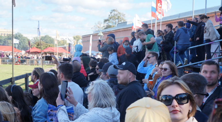 В Петропавловской крепости прошел фестиваль «Битва на Неве»: фото и видео