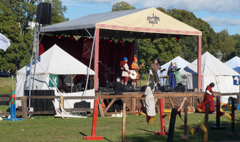 В Петропавловской крепости прошел фестиваль «Битва на Неве»: фото и видео