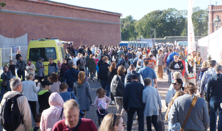 В Петропавловской крепости прошел фестиваль «Битва на Неве»: фото и видео
