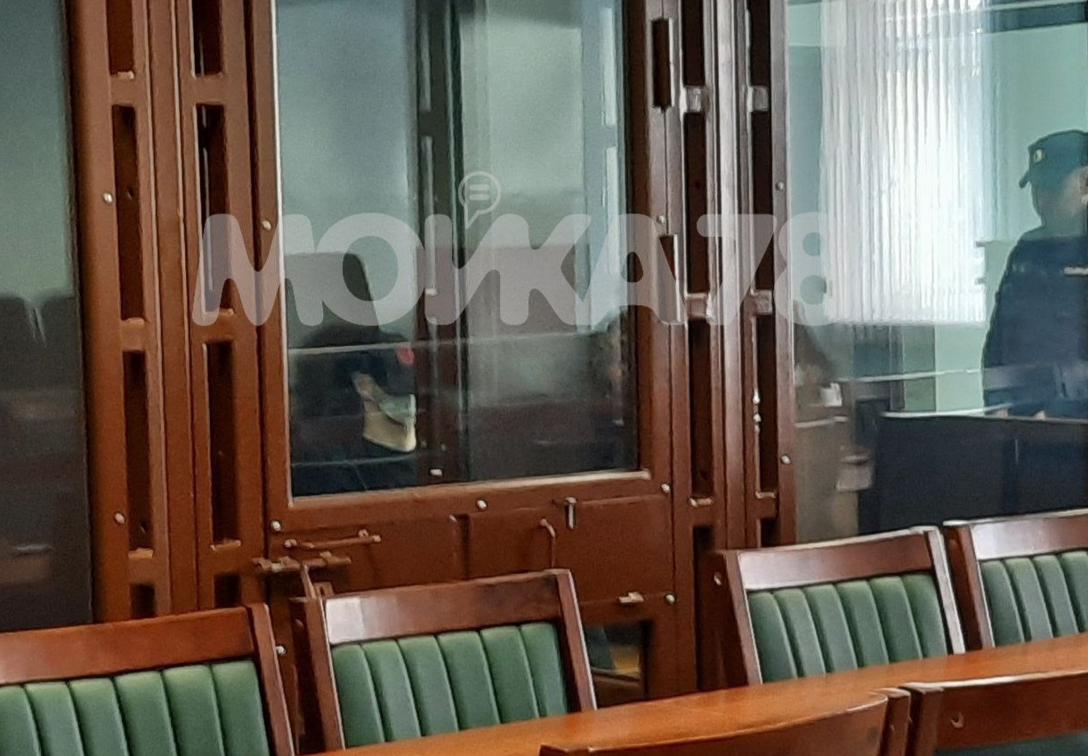 Ревнивец, устроивший на Суздальском расправу над женой при дочери-школьнице, назвал полсотни ударов ножом самообороной