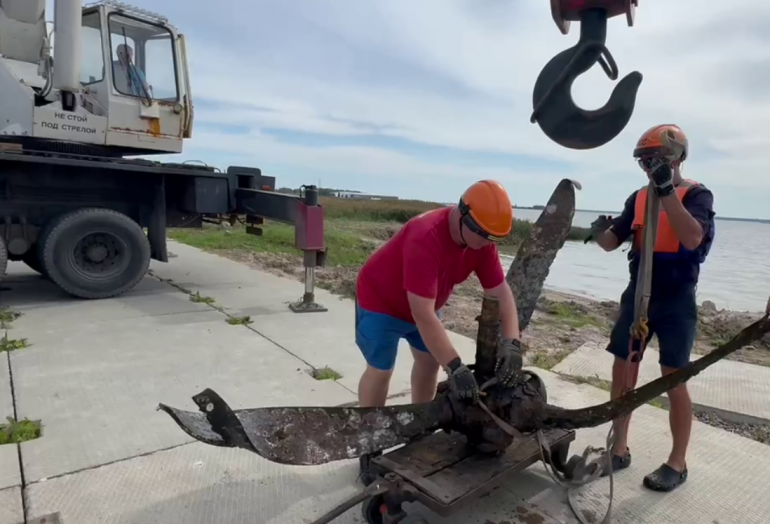 В заливе у Кронштадта нашли обломки самолета, защищавшего Ленинград
