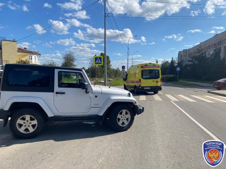 На Малиновской «Джип» сбил пенсионера на «зебре»