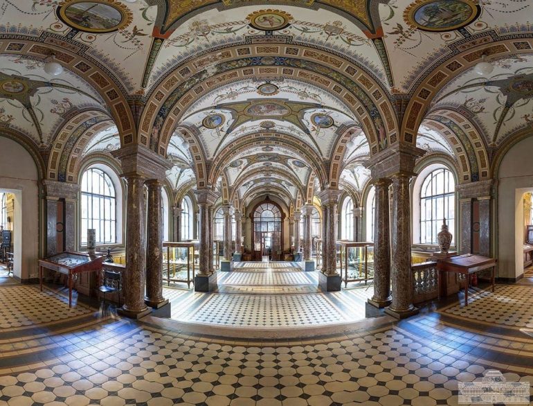 В академии Штиглица открывается выставка «Полихром» с картинами Серова и Врубеля