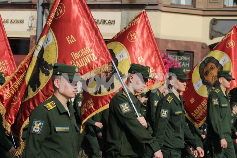 Большой крестный ход по Невскому проспекту в память об Александре Невском: как это было