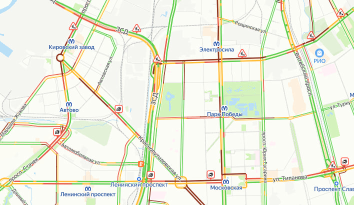 Юг и юго-запад Петербурга задыхаются от пробок