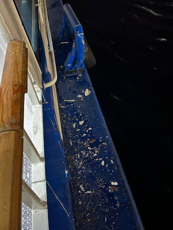 Теплоход «Соларис» и судно «Москва-101» столкнулись около Литейного моста