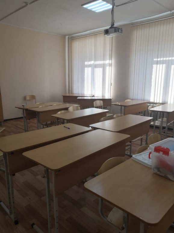 Ученик напал с молотком на школу в Челябинске: что известно к этому часу