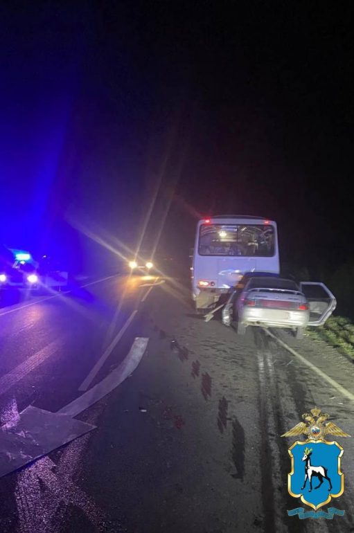 Два человека погибли в ДТП с вахтовым автобусом под Самарой