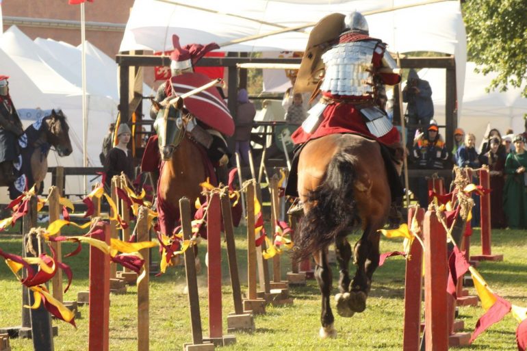 В Петропавловской крепости прошел фестиваль «Битва на Неве»: фото и видео