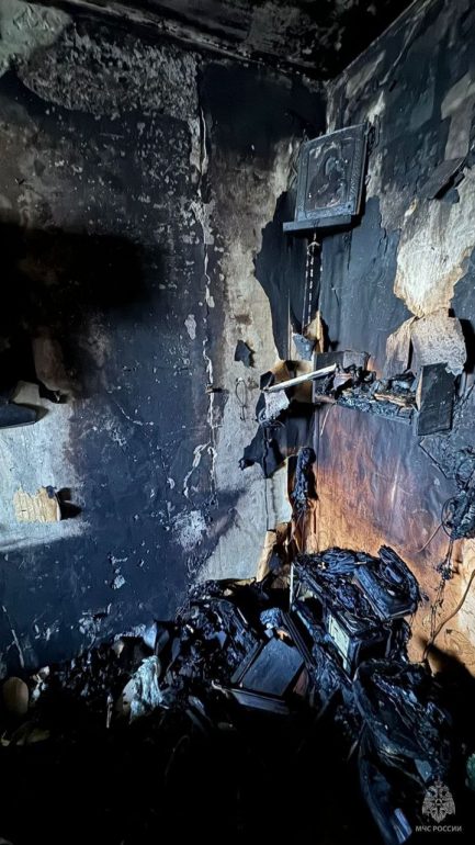 В МЧС назвали погибших в квартирном пожаре на Стойкости
