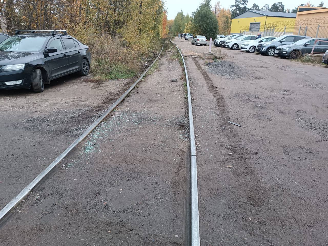 «Лада» попала под тепловоз на Новосельковской