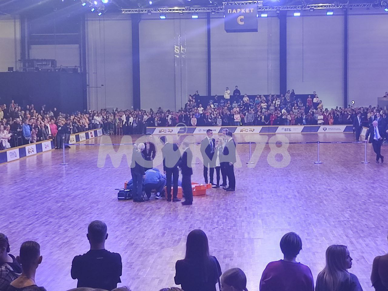 Крик на танцполе прервал турнир по танцам в Экспофоруме