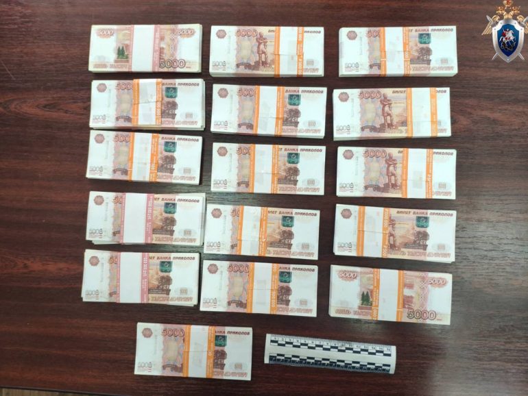 СК завершил расследование дела о взятке против экс-следователей из Петербурга
