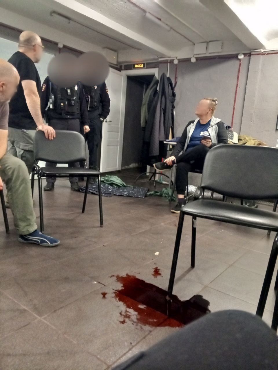 Визит полицейских на время прервал курсы первой помощи «Русской общины»